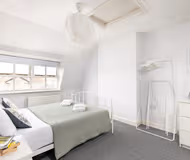 Central-Two Bed-Flat 4-Parking