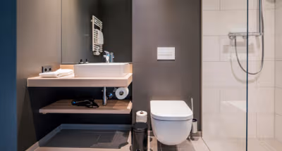 Am Wall Service Apartment