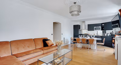 Chevert Serviced Apartment