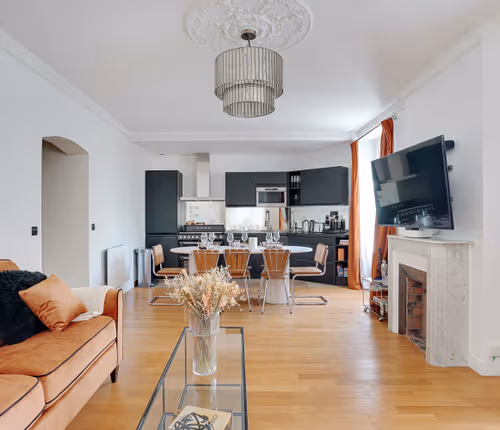 Chevert Serviced Apartment