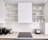 C. del Poeta service apartment