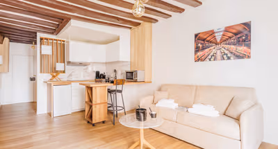Charming Studio in the Heart of Saint-Germain – Perfect for Short-Term Rentals