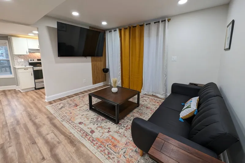 Colony Suite