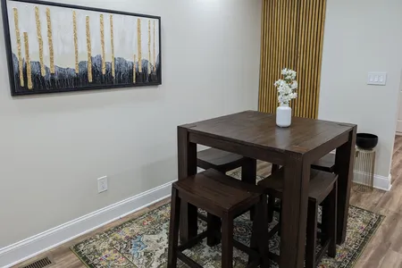 Colony Suite