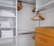 Union St Northeast Service Apartment