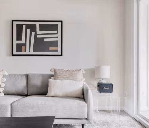 N Quinn St Apartment