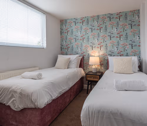 Cosy 2 bed house in quiet suburb of Chester
