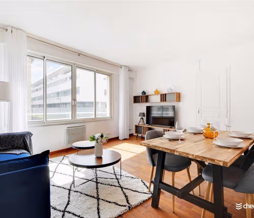 Saint-Lambert service apartment