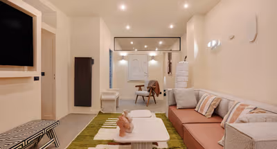 Place des Vosges apartment