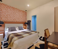 Place des Vosges apartment