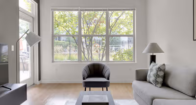 Great River Rd Apartment