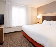 43rd Street NW Aparthotel