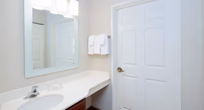 43rd Street NW Aparthotel