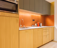 Odeon Retreat: Stylish Comfort in Paris