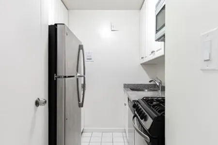 4th Avenue Apartment
