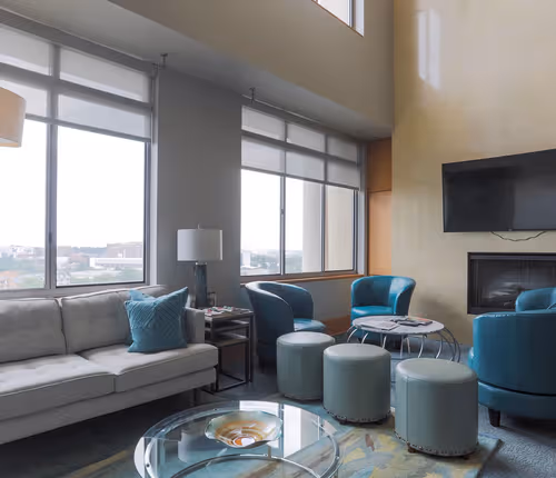 Cordell Ave Apartment