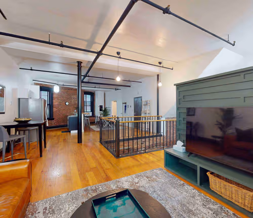 Furnished Stanhope Apartment