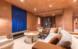 6 Bedroom on Rue St Denis | Sentier