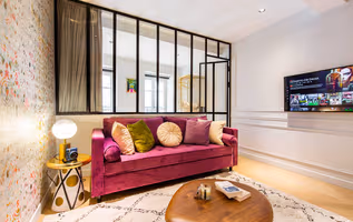 Retreat in Bonne-Nouvelle, Paris 2e – Modern Comfort in the Heart of the City