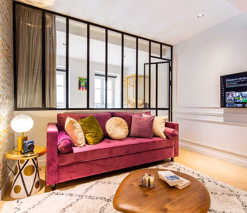 Retreat in Bonne-Nouvelle, Paris 2e – Modern Comfort in the Heart of the City