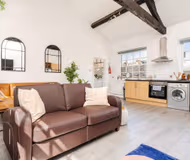 77 Wood street- Stylish Prime Location