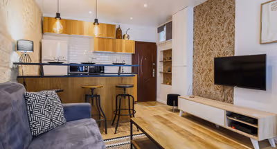 Charming Paris Getaway in Montorgueil - Sleeps 4