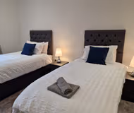 Luxury 3 Bed House w Parking & Garden!