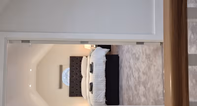 Luxury 3 Bed House w Parking & Garden!