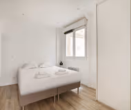 Stylish Apartment on Rue du Faubourg Poissonnière, Vibrant Paris