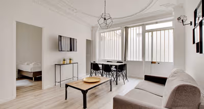 Stylish Apartment on Rue du Faubourg Poissonnière, Vibrant Paris