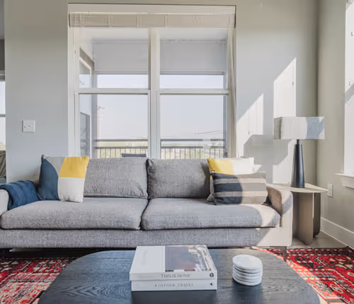 East Parmer Lane Apartment