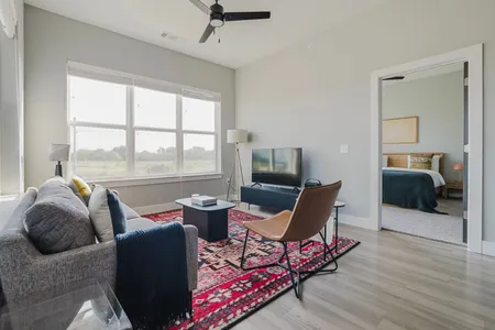 East Parmer Lane Apartment