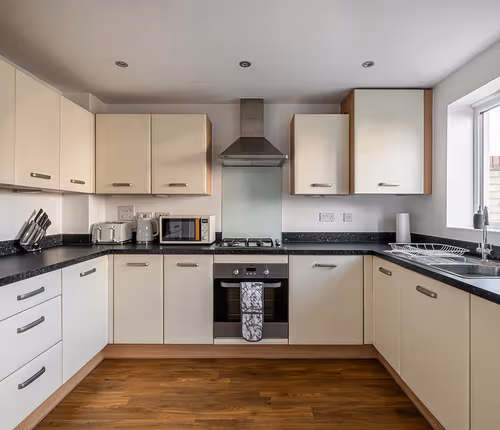 Fully equipped kitchen at 8 King Alfred Way