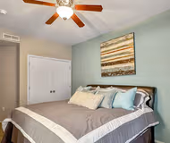 Lincoln's  Apartment