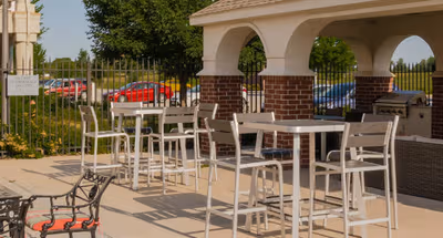 Lincoln's  Apartment