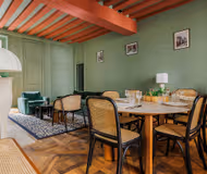 Crown jewel of Ile de la Cité -The cobblestoned street of rue Chanoinesse