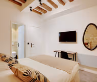 The Montmartre Residence: Spacious 3-Bedroom Apartment