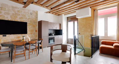 The Montmartre Residence: Spacious 3-Bedroom Apartment