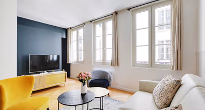 Elegant Retreat on Rue de Béranger, Le Marais