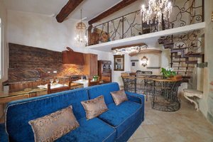 Timeless Charm in the Heart of Florence