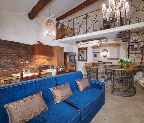 Timeless Charm in the Heart of Florence