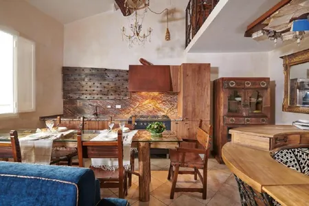 Timeless Charm in the Heart of Florence