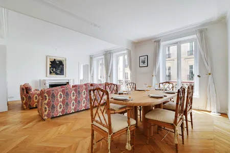 Rue de Vaugirard Serviced Apartment, Saint-Germain, Mobility Lease