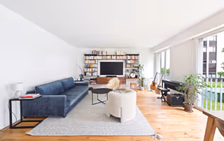 Eiffel Abode on Avenue de Suffren