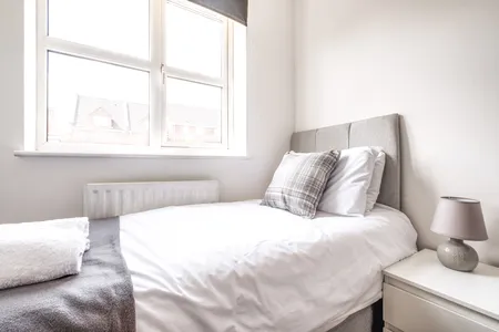 Single bed bedroom at 5A Miller Road