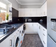 Fully equipped kitchen at Dodhurst Road