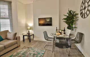 Hazelwick Mews
