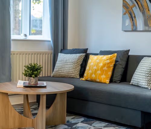 Comfy 3 Bed House in Rochester, Kent, Parking+WiFi