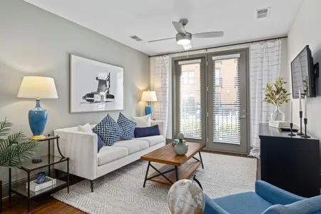 North Hills St Apartment