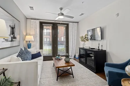 North Hills St Apartment